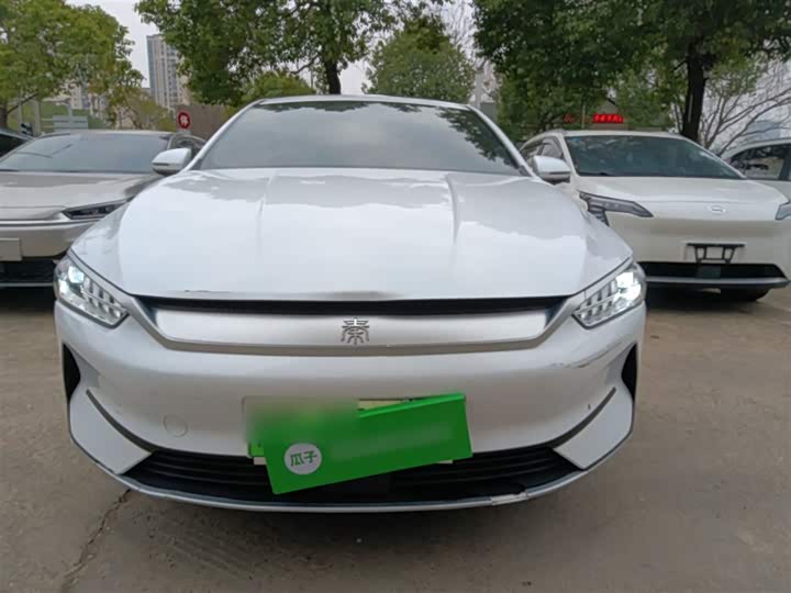 Фото 3 - BYD Qin Plus