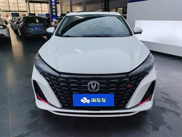 Фото 2 - Changan Eado Plus