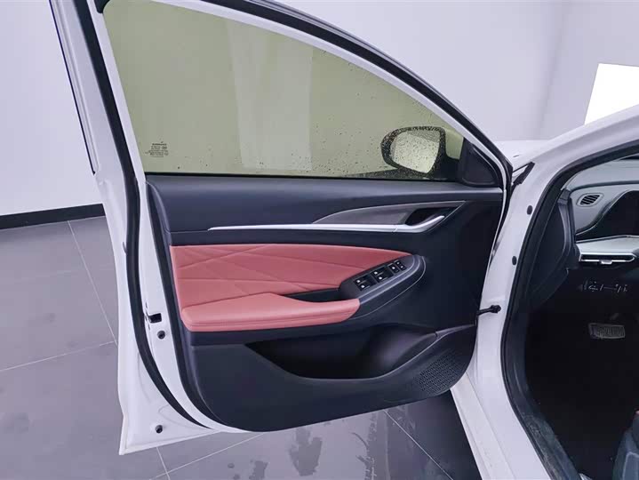 Фото 7 - Changan Eado Plus