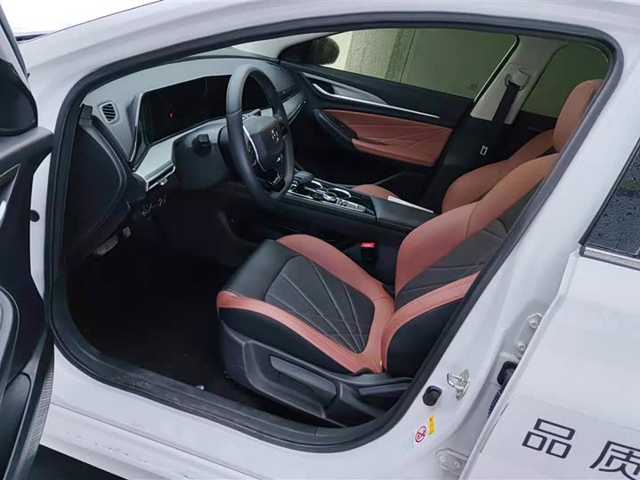 Фото 9 - Changan Eado Plus