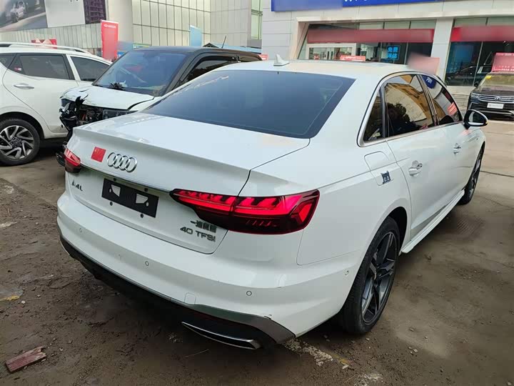 Фото 7 - Audi A4L