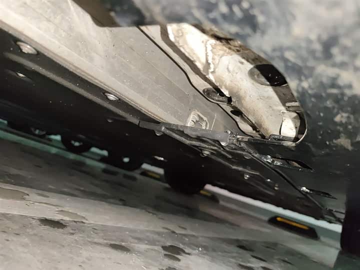 Фото 8 - Avatr 06