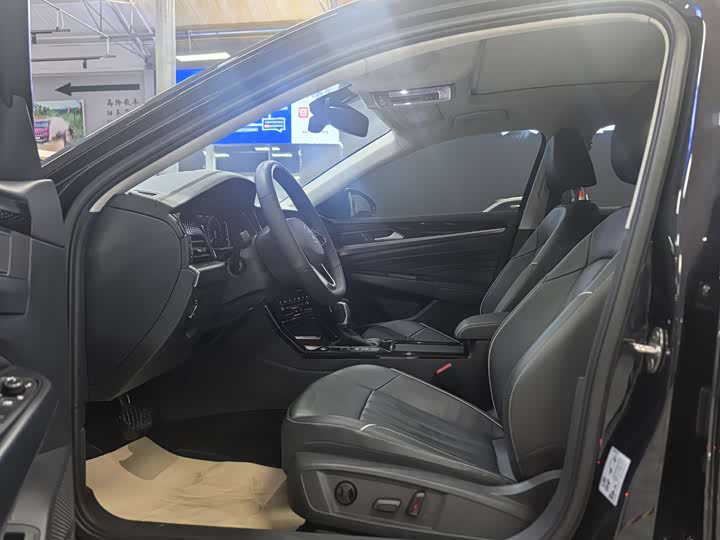 Фото 5 - Volkswagen Passat