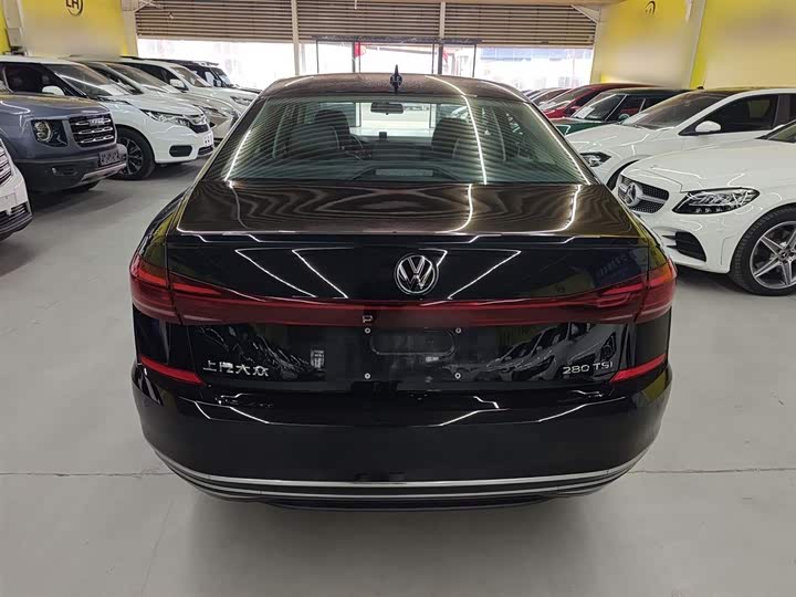 Фото 6 - Volkswagen Passat