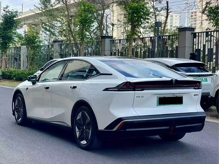 Фото 7 - Changan Deepal SL03