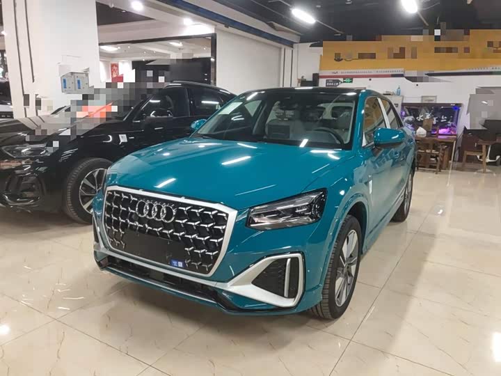 Фото 2 - Audi Q2L