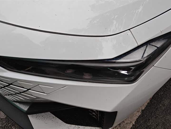 Фото 5 - Changan UNI-V