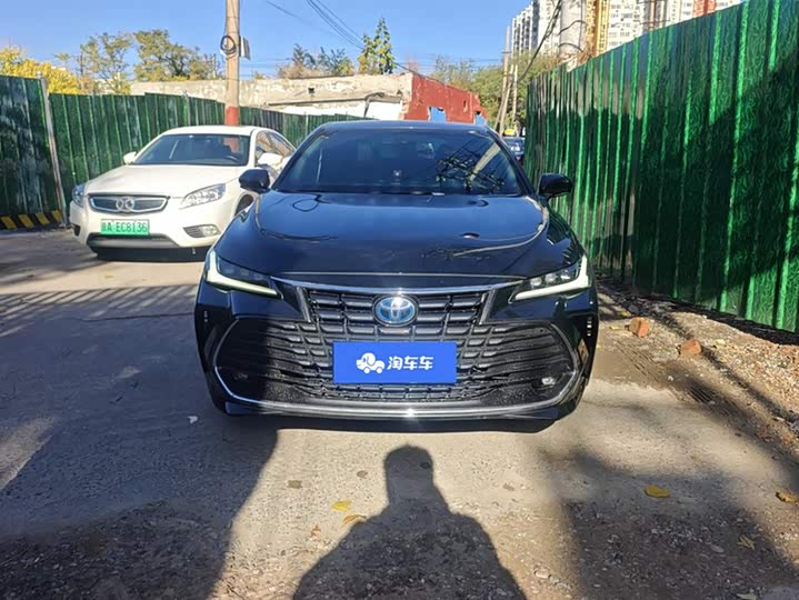 Фото 2 - Toyota Avalon