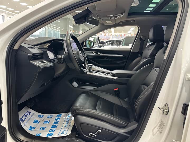 Фото 5 - Geely Preface