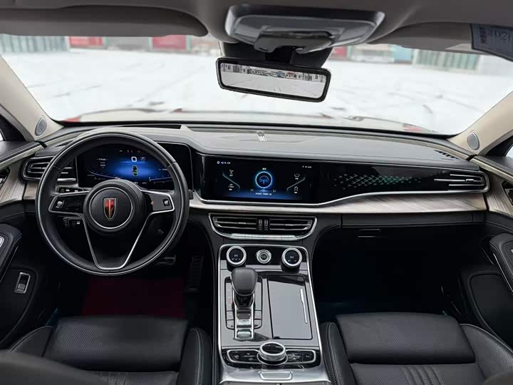 Фото 9 - Hongqi H9