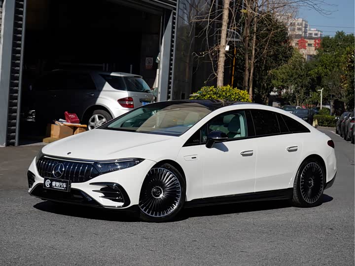 Фото 1 - Mercedes-Benz EQS AMG