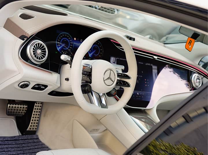 Фото 9 - Mercedes-Benz EQS AMG