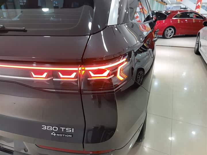 Фото 8 - Volkswagen Tavendor