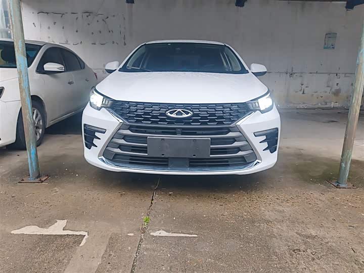 Фото 3 - Chery Omoda S5 (Arrizo 5 Plus)