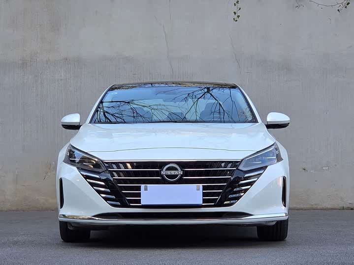 Фото 2 - Nissan Teana