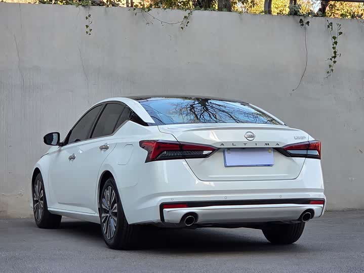 Фото 4 - Nissan Teana