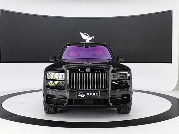 Фото 2 - Rolls-Royce Cullinan