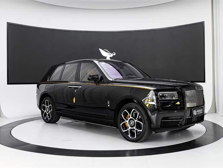 Фото 3 - Rolls-Royce Cullinan