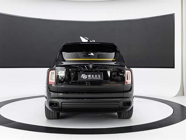 Фото 5 - Rolls-Royce Cullinan