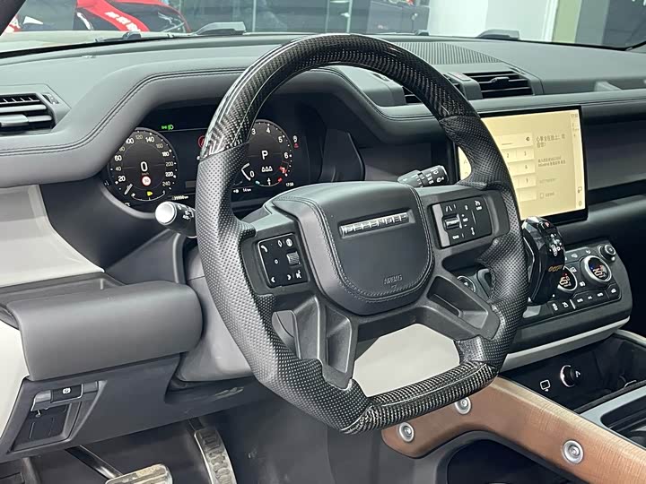 Фото 4 - Land Rover Defender