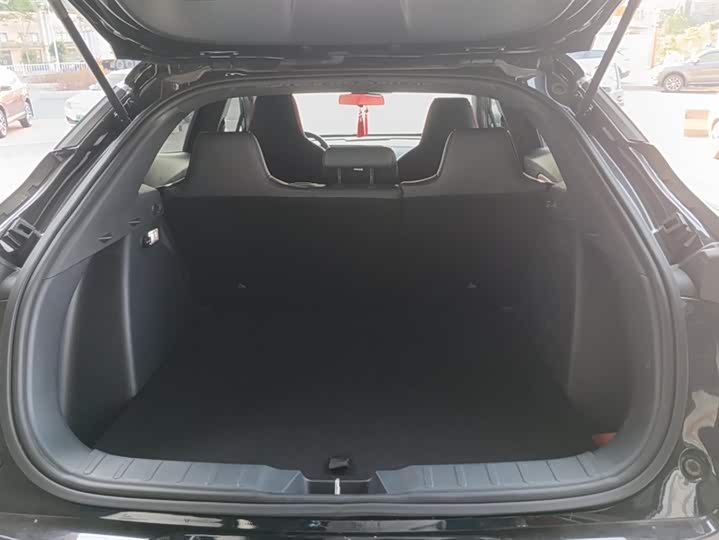 Фото 4 - Changan UNI-T