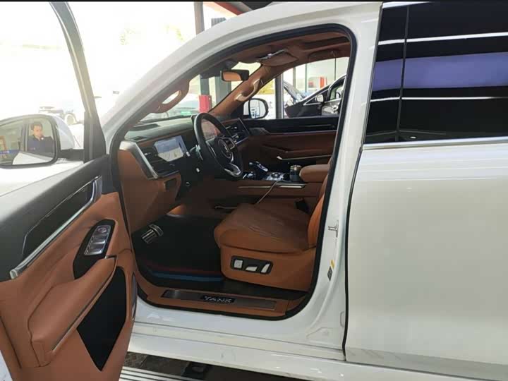 Фото 9 - Tank 500 Hybrid