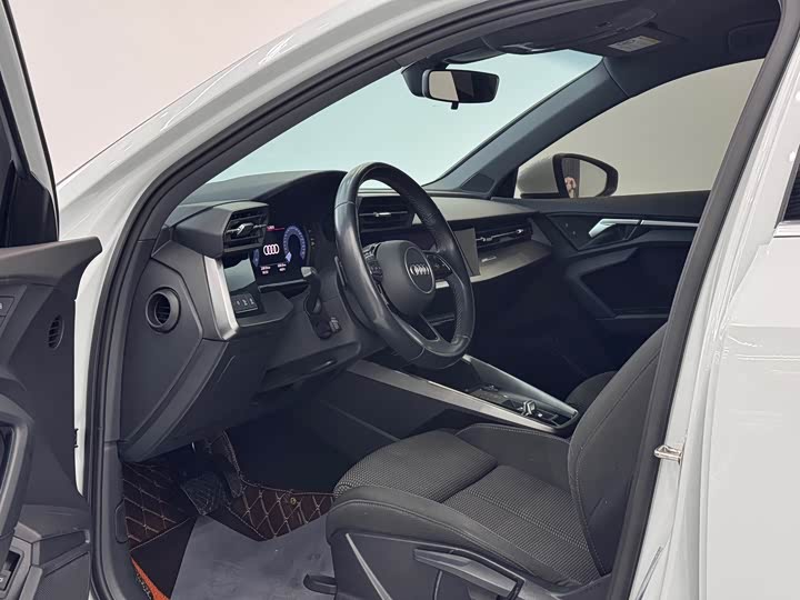 Фото 4 - Audi A3