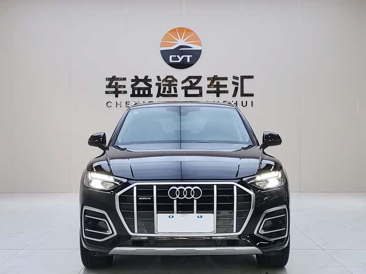 Фото 2 - Audi Q5L