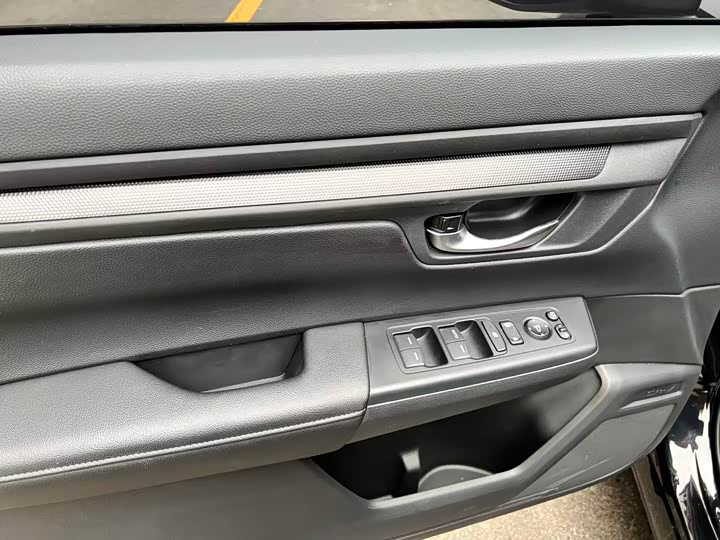 Фото 9 - Honda CR-V