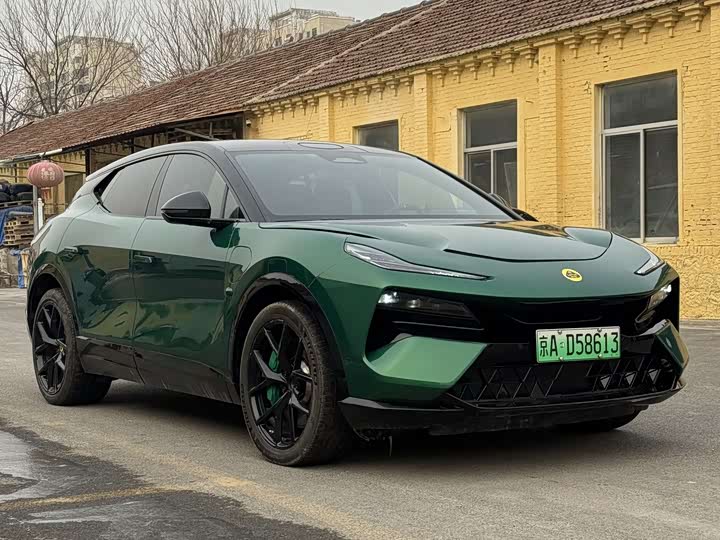 Фото 2 - Lotus Eletre