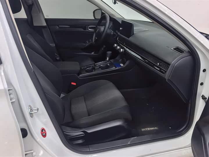 Фото 8 - Honda Integra