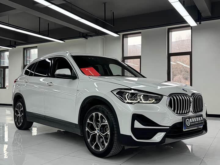 Фото 3 - BMW X1