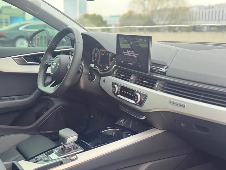 Фото 4 - Audi A5