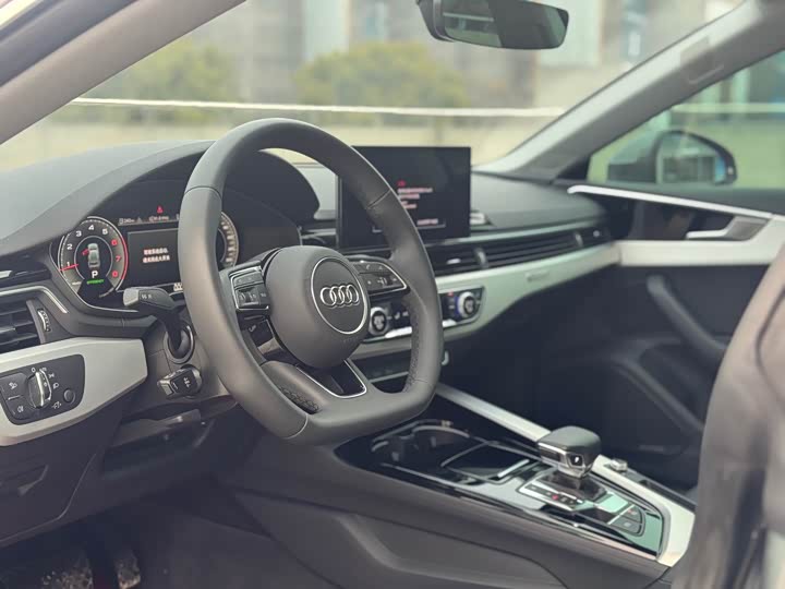 Фото 5 - Audi A5
