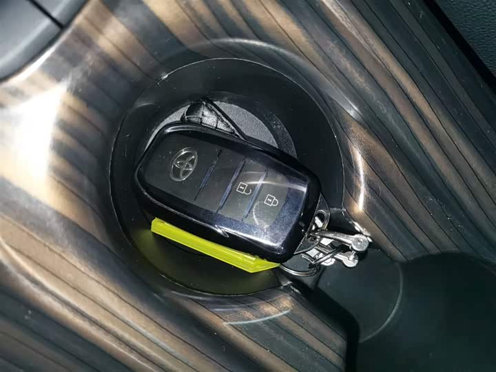 Фото 9 - Toyota Frontlander