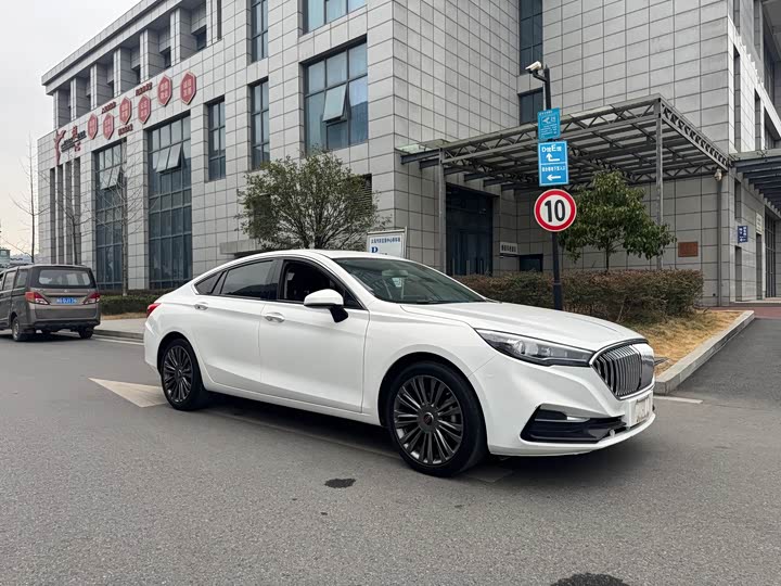 Фото 4 - Hongqi H5