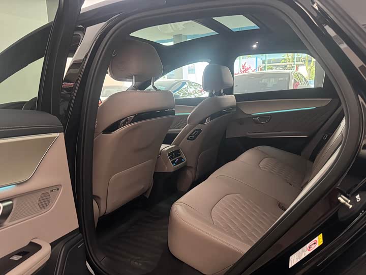 Фото 5 - BYD Han