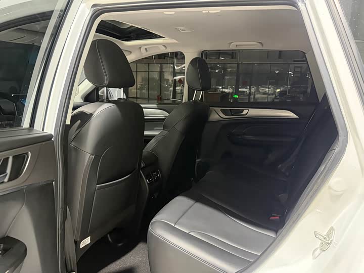 Фото 8 - Haval M6