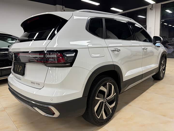 Фото 4 - Volkswagen Tharu