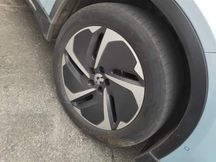 Фото 6 - Nio ES6