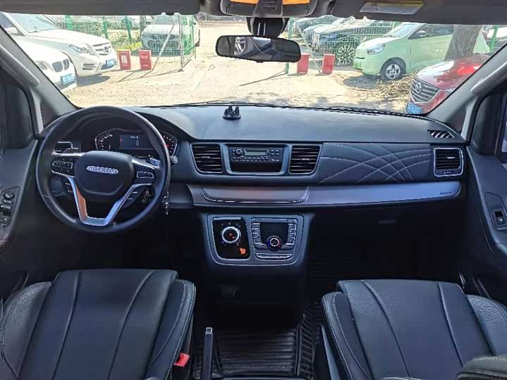 Фото 7 - Maxus G20