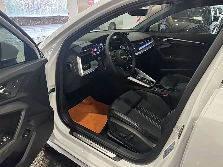 Фото 4 - Audi A3