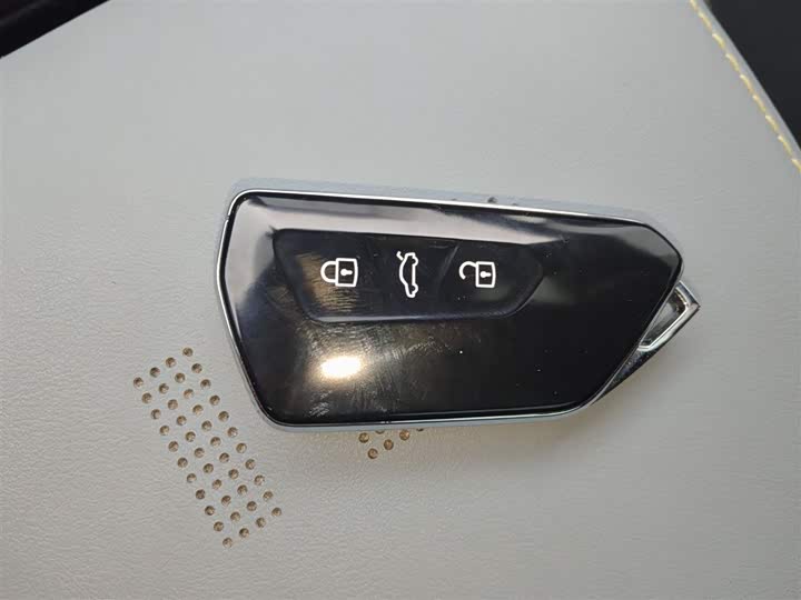 Фото 9 - Volkswagen ID.4 X