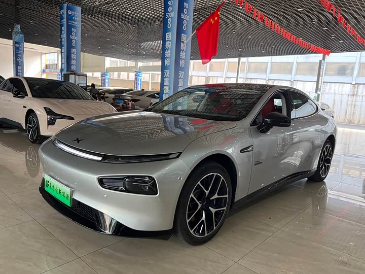 Фото 1 - XPeng P7