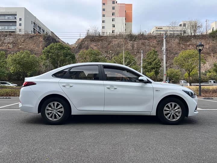 Фото 4 - Hyundai Celesta