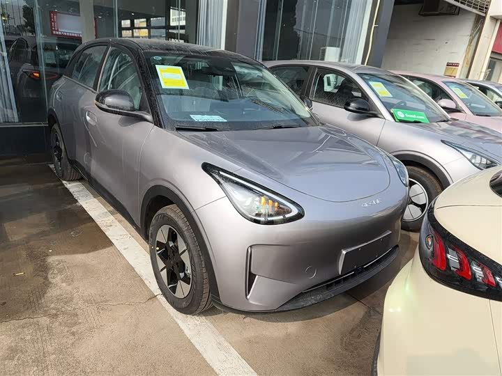 Фото 4 - Geely Galaxy Geome