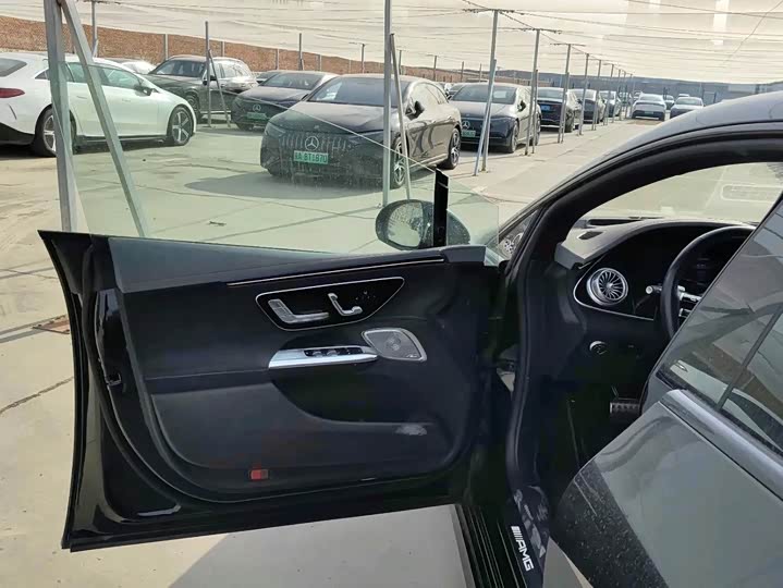 Фото 2 - Mercedes-Benz EQE AMG