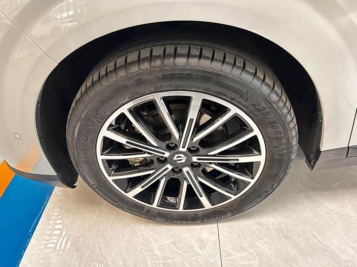 Фото 4 - Leapmotor B10