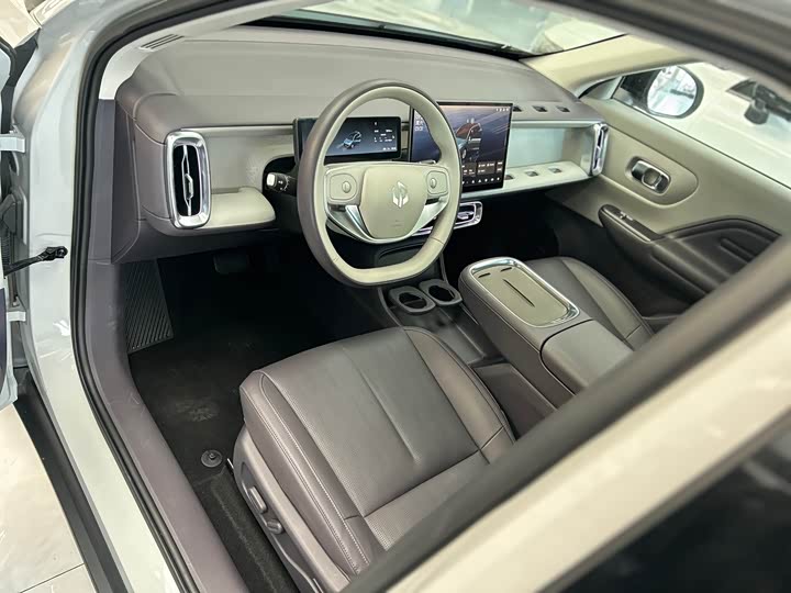 Фото 6 - Leapmotor B10