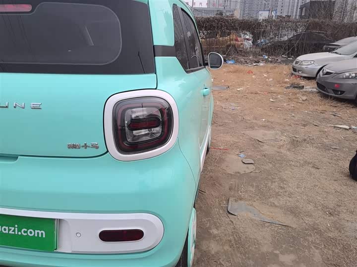 Фото 8 - Bestune Pony